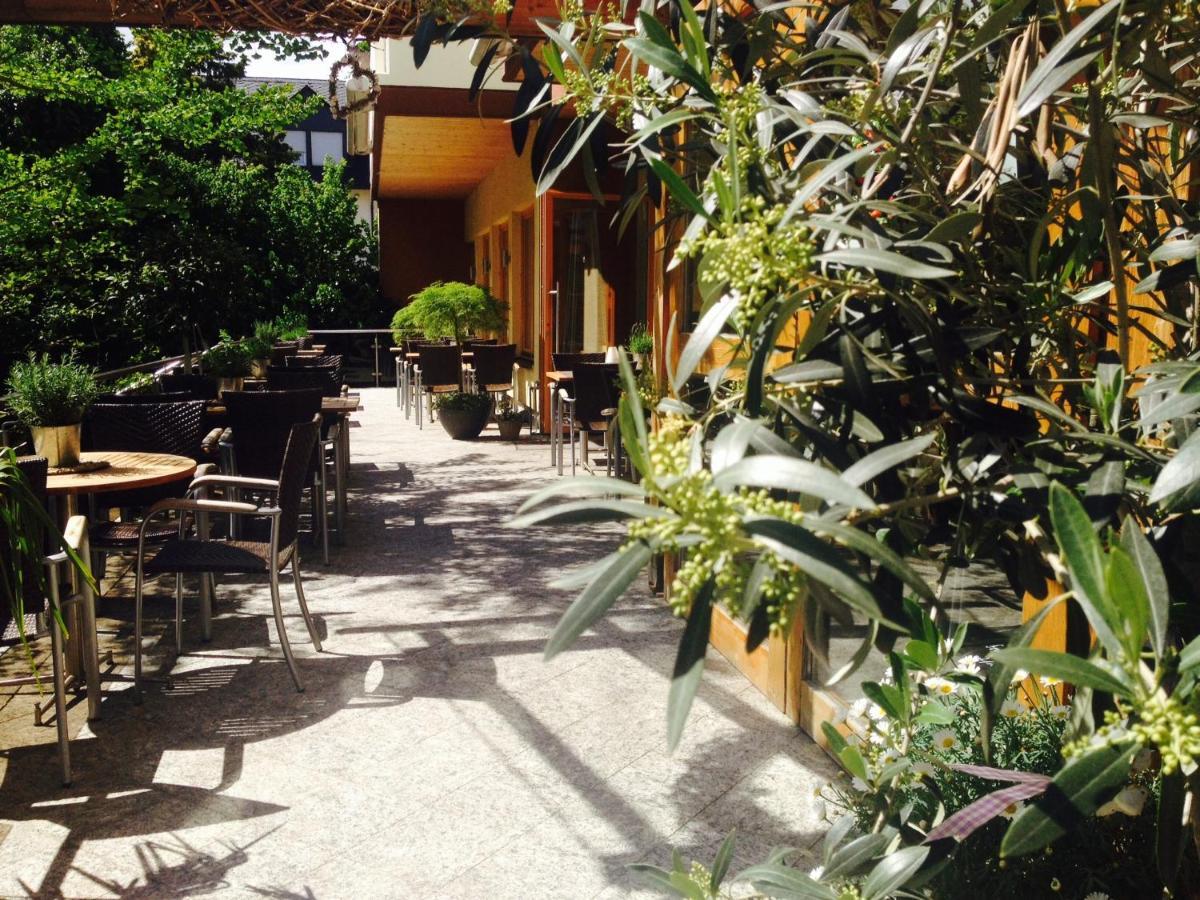 Hotel Weingut Dehren Ellenz-Poltersdorf Dış mekan fotoğraf