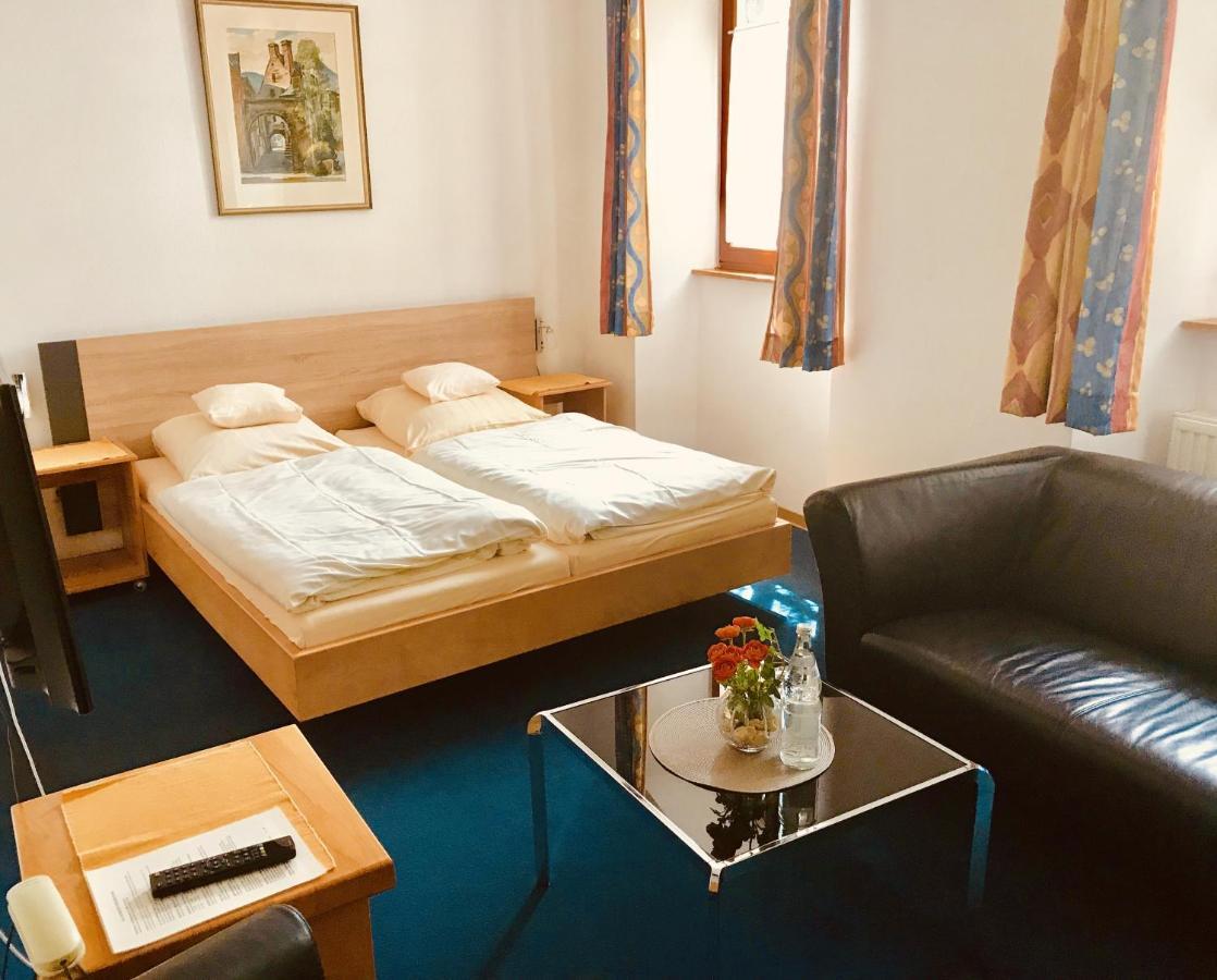 Hotel Weingut Dehren Ellenz-Poltersdorf Dış mekan fotoğraf