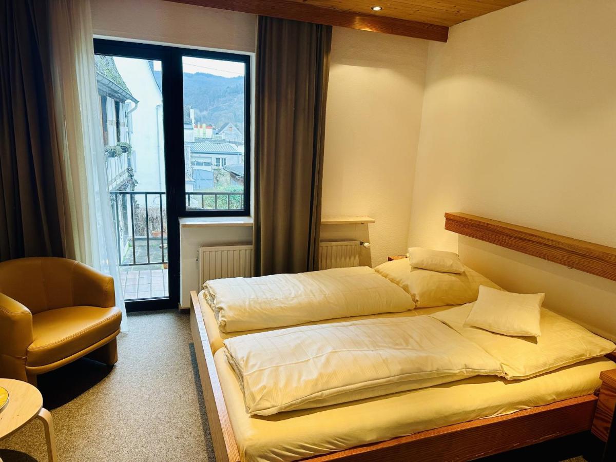 Hotel Weingut Dehren Ellenz-Poltersdorf Oda fotoğraf