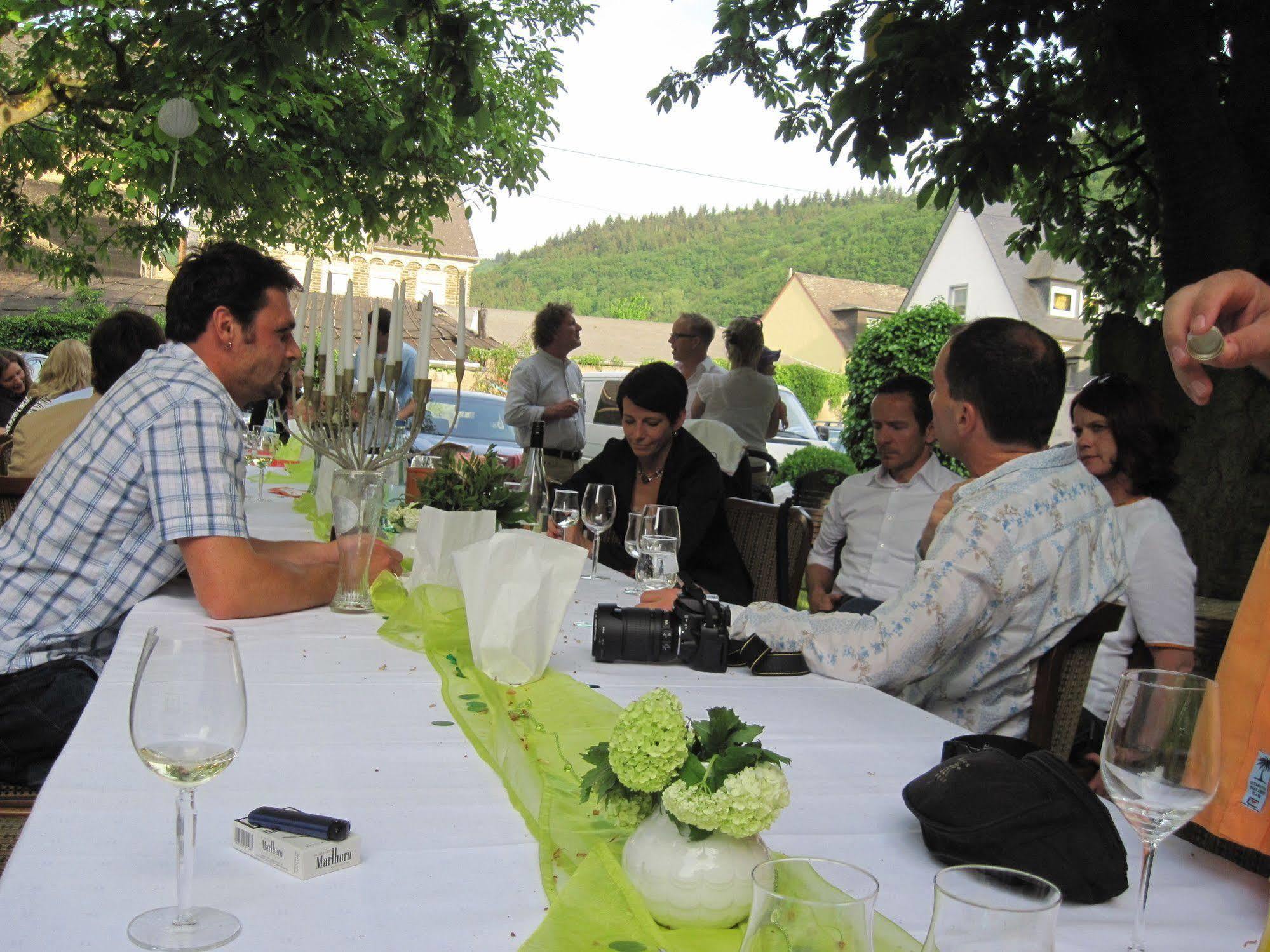 Hotel Weingut Dehren Ellenz-Poltersdorf Dış mekan fotoğraf